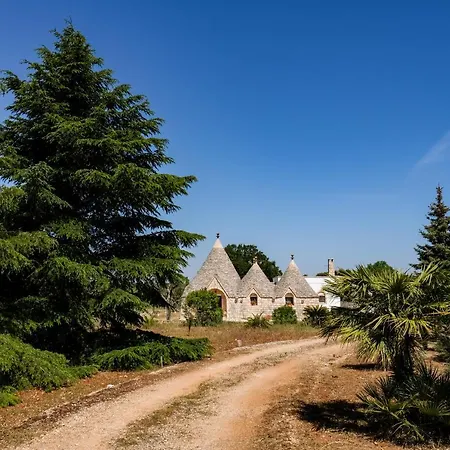 Trullo Elvira & Luigi Feriehus *