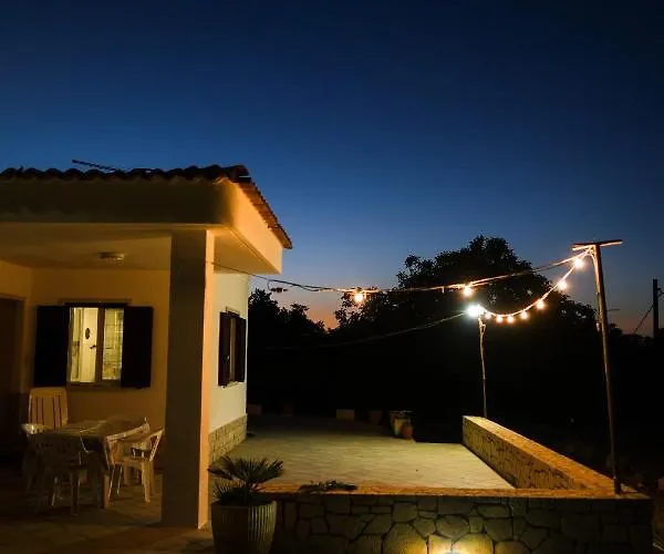 Nyaraló Trullo Elvira & Luigi